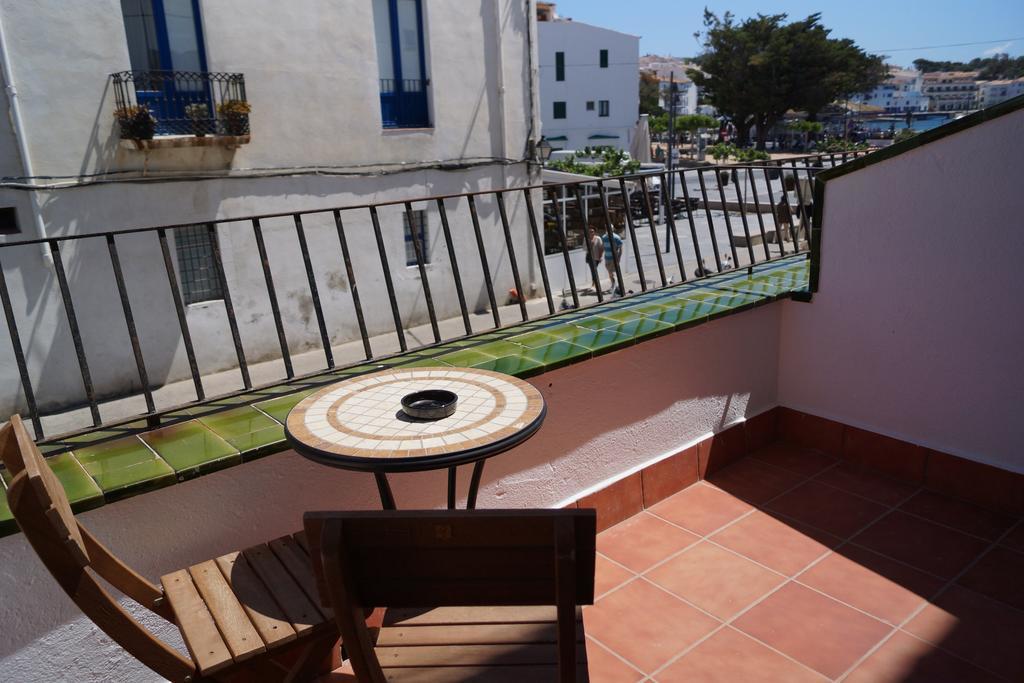 Hostal Marina Cadaqués Habitación foto