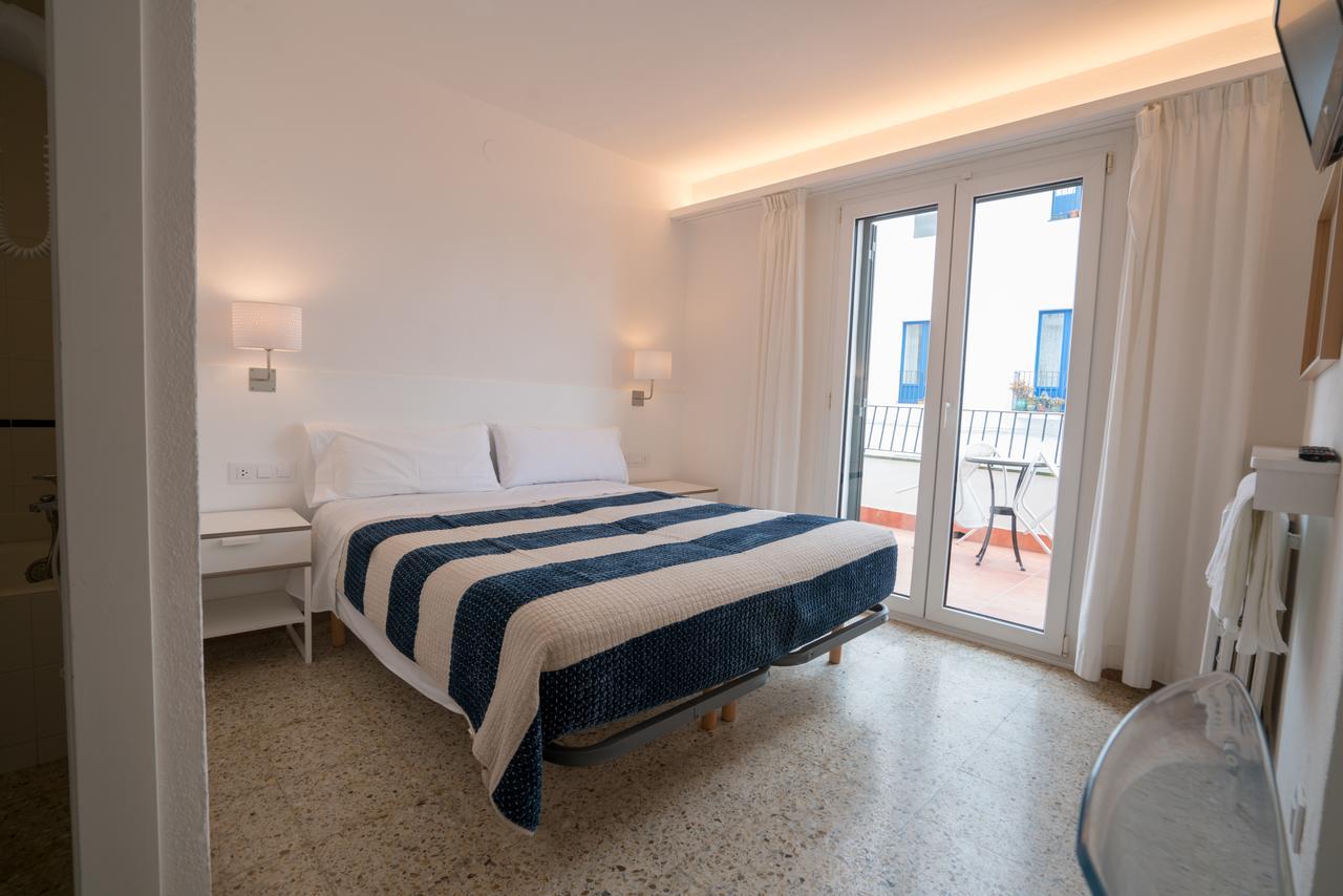 Hostal Marina Cadaqués Exterior foto